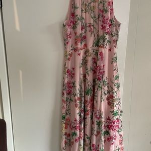 Beautiful silk chiffon summer dress size 8